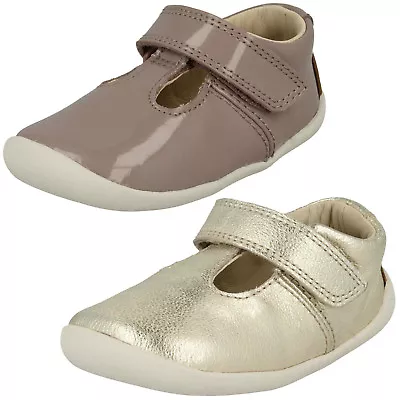 Clarks Girls Roamer Go Leather T-Bar First Shoe Cruisers • £26