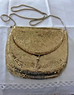 Vintage - 1960/70s Gold Chainmail Handbag. • £20