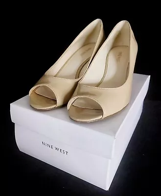 Nine West  Relaxinn  Natural Wedges Size 9M - Like New - See Photos • $65