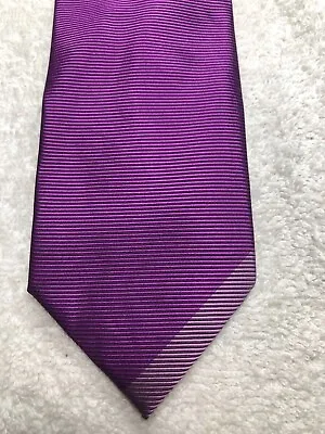 Van Heusen Mens Tie Purple With Lilac Tip 2.75 X 58 Nwt Narrow • $22.22