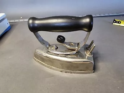 Antique Village Universal Landers Frary Clark # 9021 Pat 1906 Iron Heater • $25