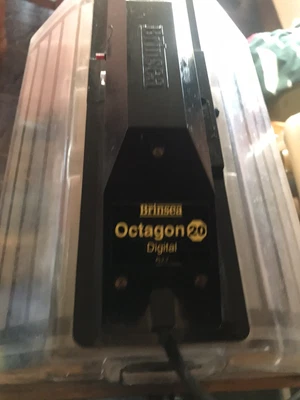 £100 • Buy Brinsea Octagon 20 Incubator