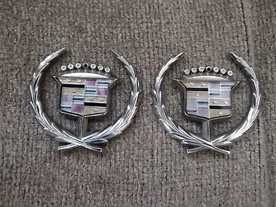 VTG Lot Of 2 Cadillac Hood Ornament Emblem Crest Wreath In AS IS Condition  • $28.88