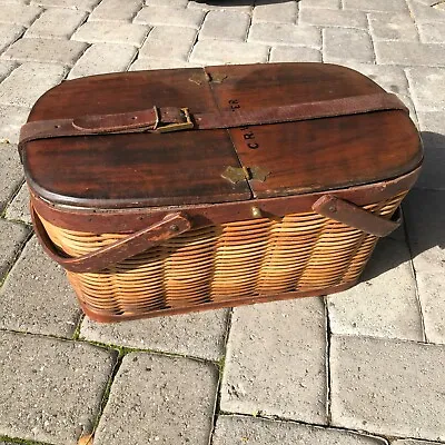 Vintage Tin Lined Ice Compartment Split Wood Picnic Basket • $75