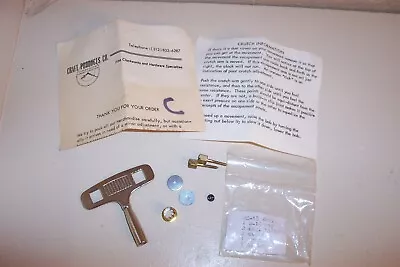 VTG CLOCK KEYS With Hardware Grommets Bolts Screws CRAFT PRODUCTS UC-18 • $4.99