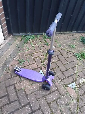 Maxi Micro Scooter Deluxe Purple • £36.99