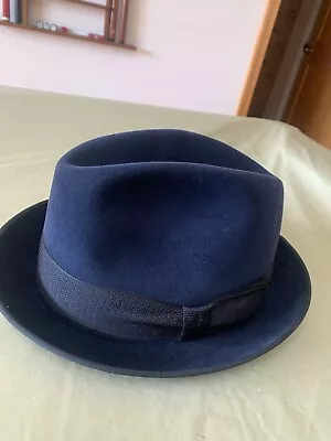 Vintage Stetson Gun Club Royale De Luxe Bright Navy Blue Fur Fedora - Size 7 3/8 • $75