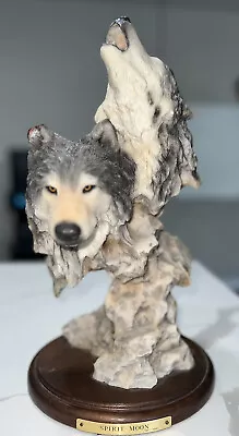 Mill Creek Studios  Spirit Moon Wolf Statue 13’5 “ T Large • $175