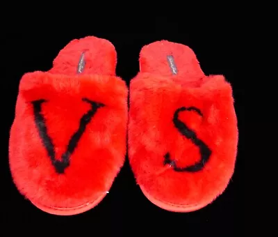 VICTORIAS SECRET SOFT PLUSH FAUX FUR Red VS LOGO SLIPPERS SZM (509) • $16.80