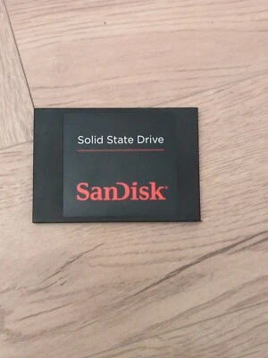 SanDisk Portable 64GBInternal5400 RPM (SDSSDP064G) Internal SSD • £10