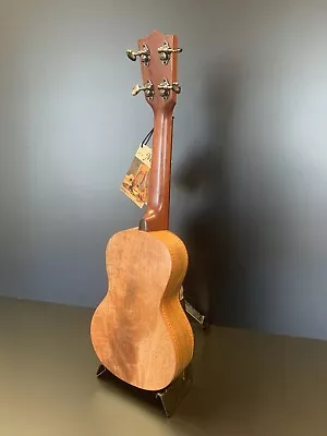 Mele Curly Mango Concert Ukulele • $529