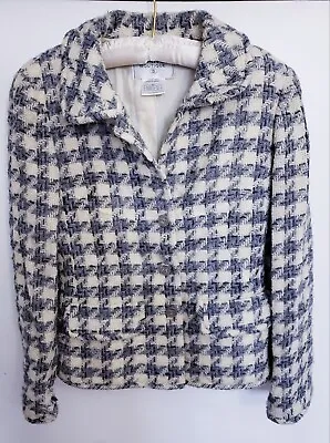 $1200 • Buy Vintage Chanel Jacket Fall 1998 Collection  Coco's Deauville  Houndstooth Wool