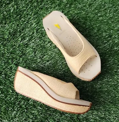 Volatile Womens Raffia Wicker Platform Wedge Slide Sandals Natural Size 6 • $32