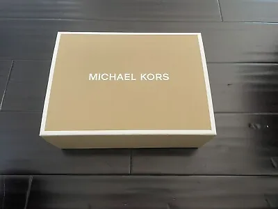 Michael Kors Cider Xs Messenger Bag. New With Box Storage Bag And Tags. • $90