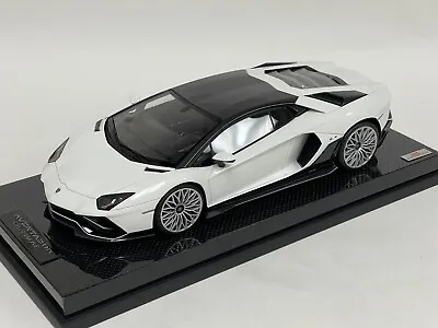 1/18 MR Collection Lamborghini Aventador Ultimae White Isi Carbon Silver Wheel • $649.95