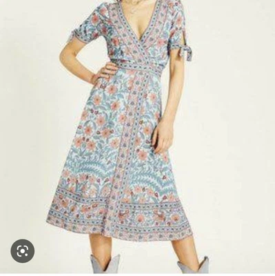 $50 • Buy Arnhem Dress Marigold In Crystal Size 6