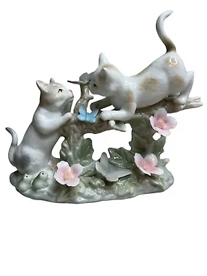 Cats Butterflies Playing Figurine Mann Bernini Collection Vintage 1998 Read • $12.99