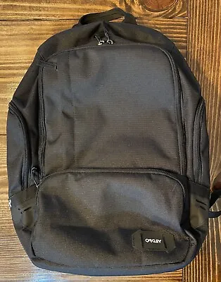 Oakley Back Pack Black #B3154517 • $20