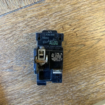$10 • Buy PUSHMATIC P130 30 AMP SINGLE POLE Circuit Breaker ITE SIEMENS BULLDOG