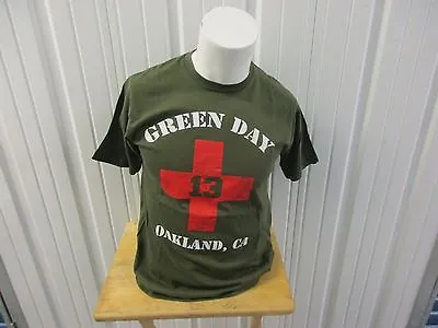 Vintage Green Day 2009 World Tour Medium Green T-shirt Pre Owned  • $24.99