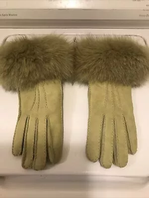Vintage Suede Gloves With Rabbit Fur Cuffs Celadon Size M - EUC • $40