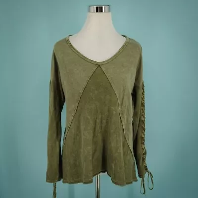 T Party Size Small S Top Green Scoop Neck Long Lace Up Sleeve Details Artsy • $31.50