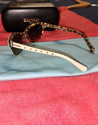 Balmain Sunglasses Women's Ivory And Gold BL 2013 55-15-135 • $128.75