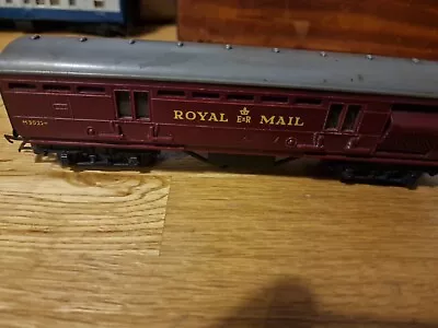 TRIANG ROYAL MAIL POSTAL COACH CARRIAGE Maroon Livery R.23 OO Gauge • £5