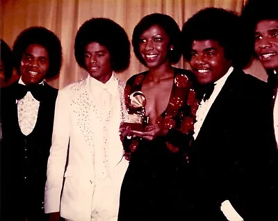 BR12 1977 Rare TV Vtg Color Photo MICHAEL JACKSON 5 NATALIE COLE Grammy Awards • $20