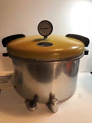 Vintage PRESTO Pressure Cooker Canner 16Qt Harvest Gold 01/CA16H W/Weight • $49.95