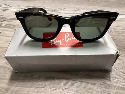 Ray-Ban Wayfarer Green Polarized Tortoise 50 MM Sunglasses • $50