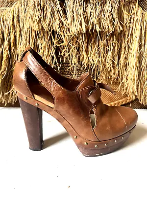 UGG 1001311 Brown Studded Platform Heels Sheepskin Lined Wood  Size 8 • $69.99