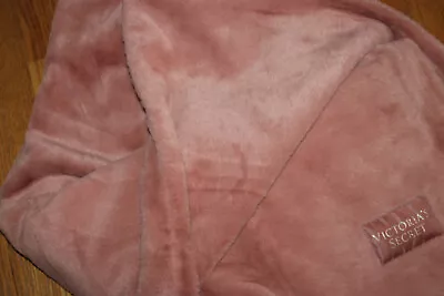 $29.95 • Buy Victoria's Secret 2022 Faux Fur Fleece Brown Velour PLUSH Throw BLANKET 50 X 60