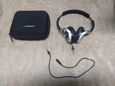 Bose OE On-Ear Headphones Wired Foldable Triport COMPACT Silver Black Case EUC • $24