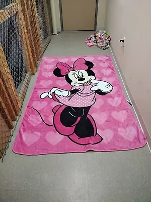 84x57 Fleece Minnie Mouse Blanket • $50