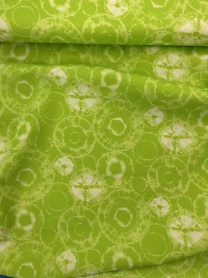 4.5 Metres Green Mandala 70s Floral Printed 100% Cotton Craft Fabric • £0.99