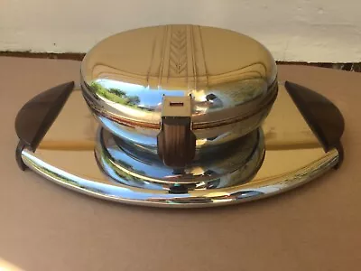 Vintage Universal Waffle Iron Art Deco Bakelite Streamlined Chrome Appliance • $99.99