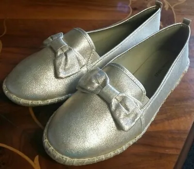 Heavenly Soles Espadrilles Ladies Metallic Gold Wide Fit Summer Shoe Size 6 EEE • £9.99