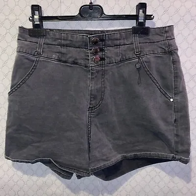 Primark Size 16 / 30” Waist Ladies Black High Waisted Acid Wash Shorts  • £4.50