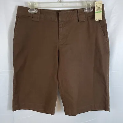 Tommy Bahama Women Sail On Canvas Bermuda Shorts Brown Size 8 NWT • £30.87