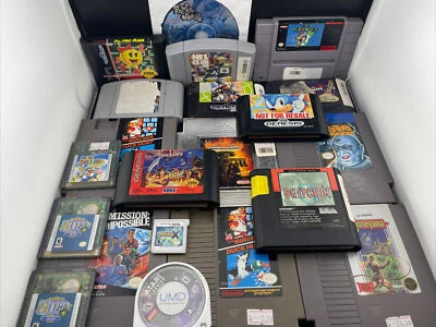 $249.99 • Buy Video Game Damaged Lot - Cartridges Not Reading - Pokemon Zelda Mario & More!