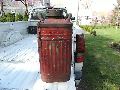 Vintage Ellisco Embossed 10 Gallon Gallions Red Oil Gas Can Container Height 26  • $49.99