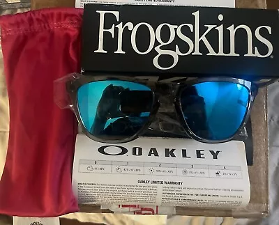 Oakley OO 9245-42 Frogskins Grey Ink Sapphire Iridium Lens Mens Retro Sunglasses • $0.99