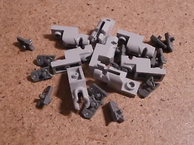 £1 • Buy Lego City 8 X Weapon Light Grey Pistol Shooting 1 X 2 Plate   NEW 