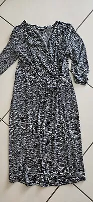 Ladies BASQUE PETITE DRESS SIZE 10 • $11.50