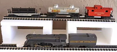 Lionel Train Set 221 Locomotive & 221T Freight Cars 2411 2465 2472 #H3 1295 • $30