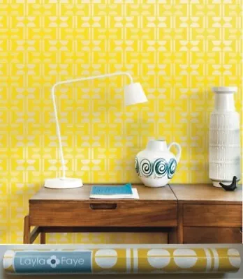 Layla Faye Wallpaper Napier Yellow Retro Vintage Pattern Wallpaper 1970's • £20.99