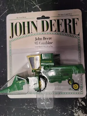 $27.99 • Buy Ertl John Deere 95 Combine With Corn Head 1/64 Scale 5819