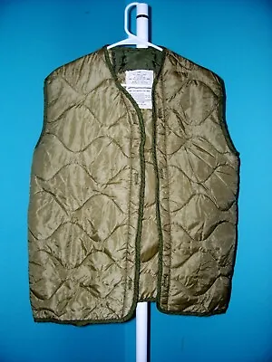 Unissued Vietnam Era( 72)  M-65 Field Jacket Liner Sz. Small Without  Sleeves • $18.95