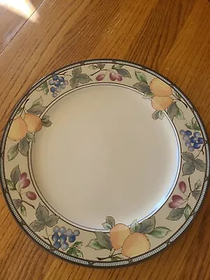 Mikasa Intaglio Garden Harvest Round Chop Plate/Platter 12 1/2  • $7